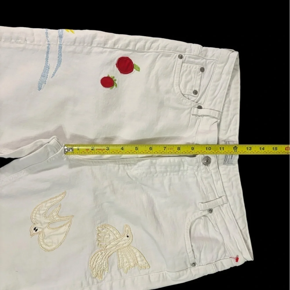 Zara woman Denim Embroidered High Waist New
Boyfriend Cut Jeans Size: US… - Picture 11 of 12